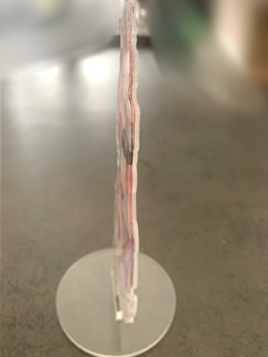 特注アクリルスタンド 側面（厚み）